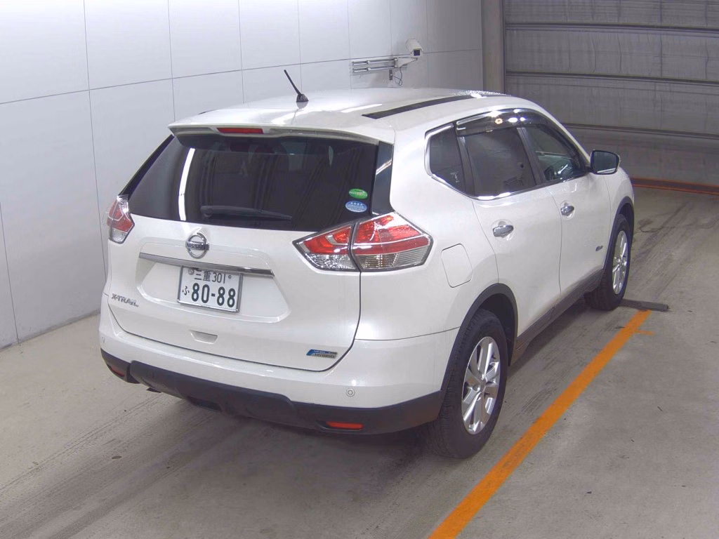NISSAN X-TRAIL