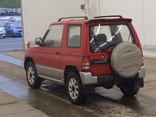 Mitsubishi Pajero Mini