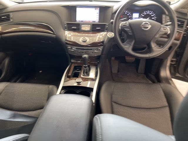 Nissan Fuga