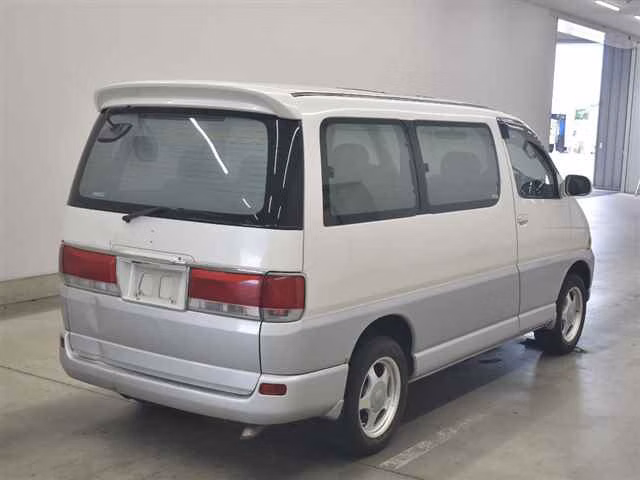 Toyota Hiace Regius
