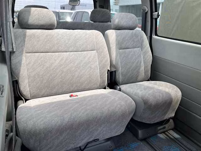 Toyota Hiace Regius