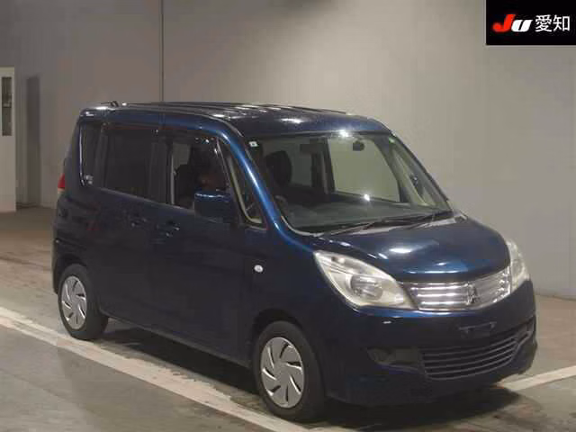 Mitsubishi Delica D:2