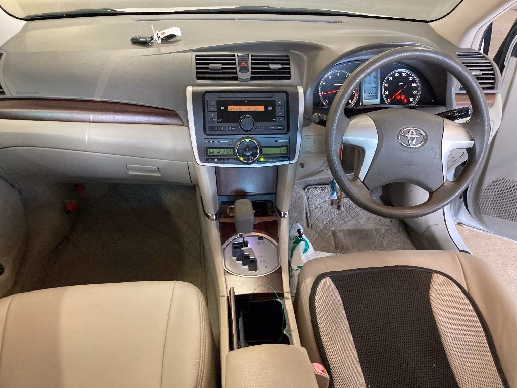 Toyota Premio