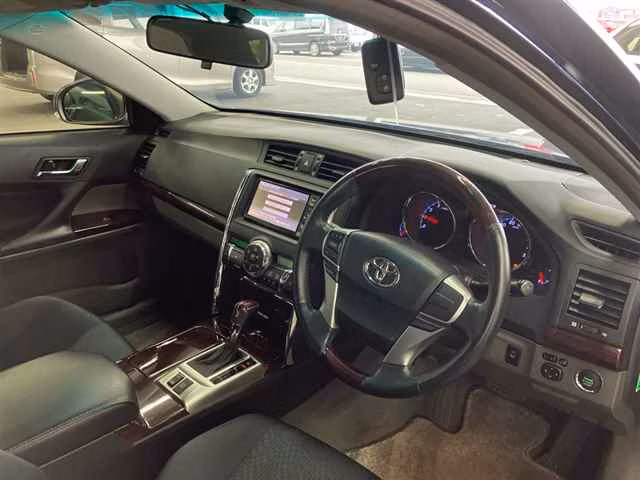 TOYOTA MARK X
