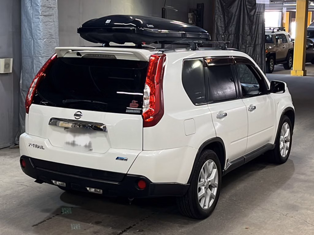 NISSAN X-TRAIL