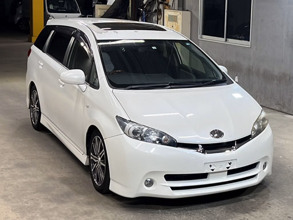 TOYOTA WISH