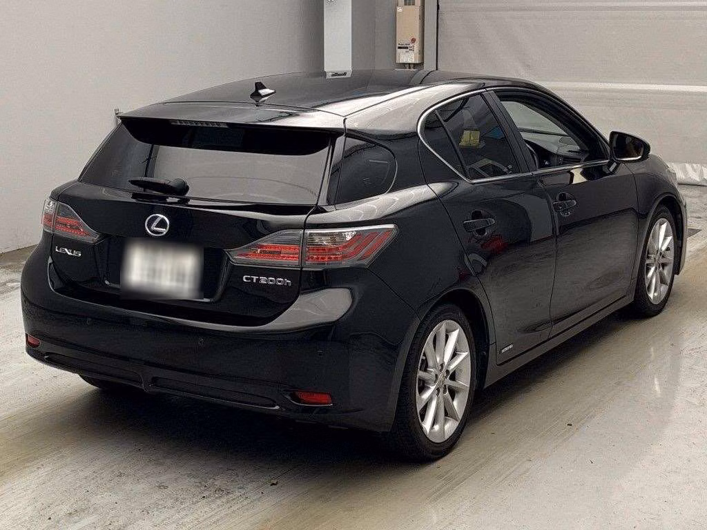 Lexus CT200h