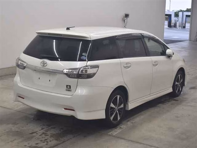 TOYOTA WISH