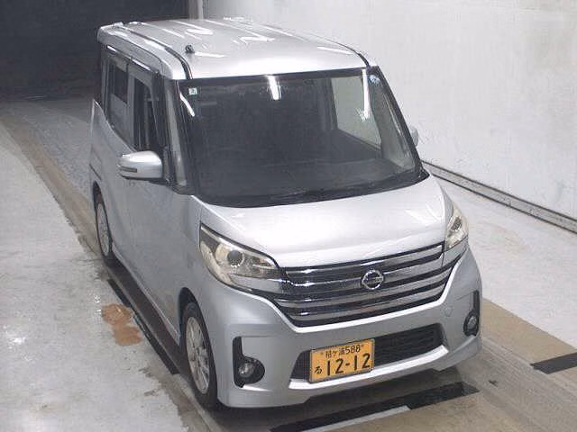 Nissan DAYZ Roox