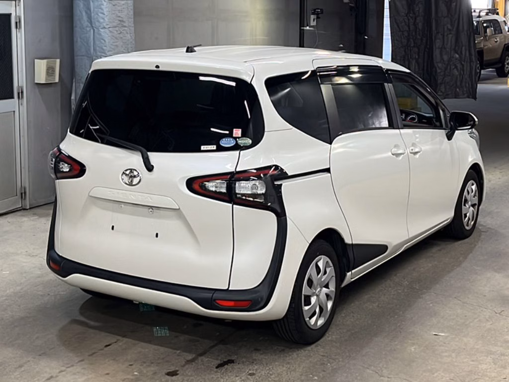 TOYOTA SIENTA