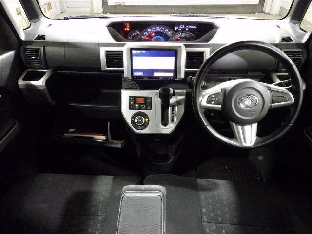 TOYOTA PIXIS MEGA