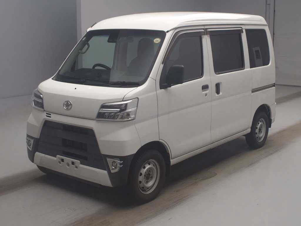 TOYOTA PIXIS VAN