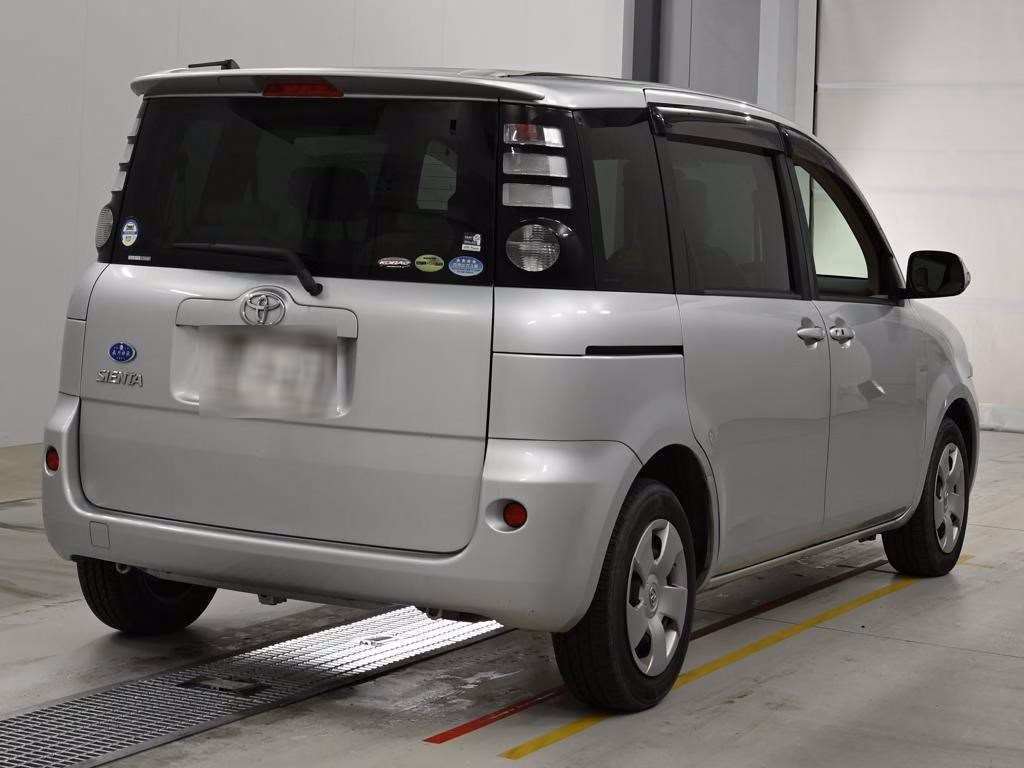 TOYOTA SIENTA