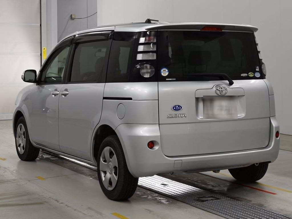 TOYOTA SIENTA