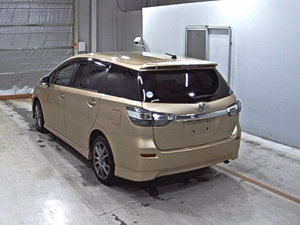 TOYOTA WISH