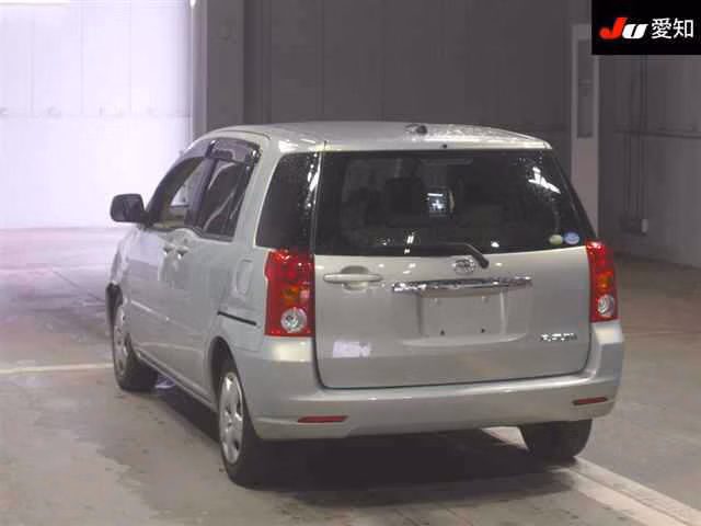 TOYOTA RAUM