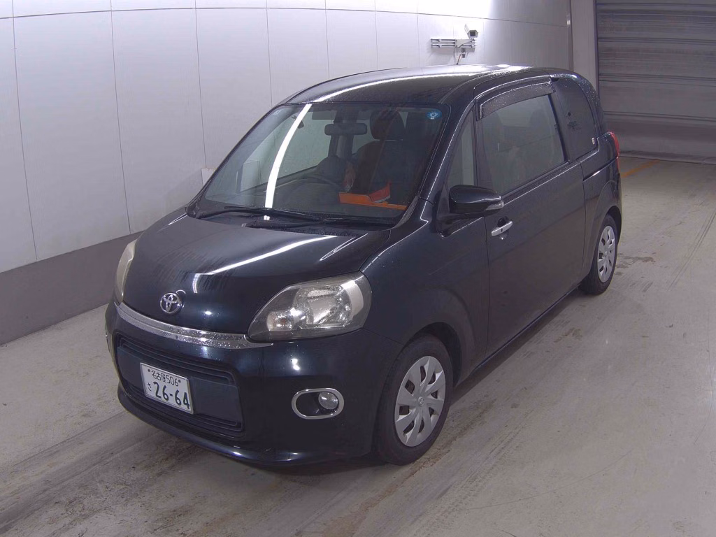 TOYOTA PORTE