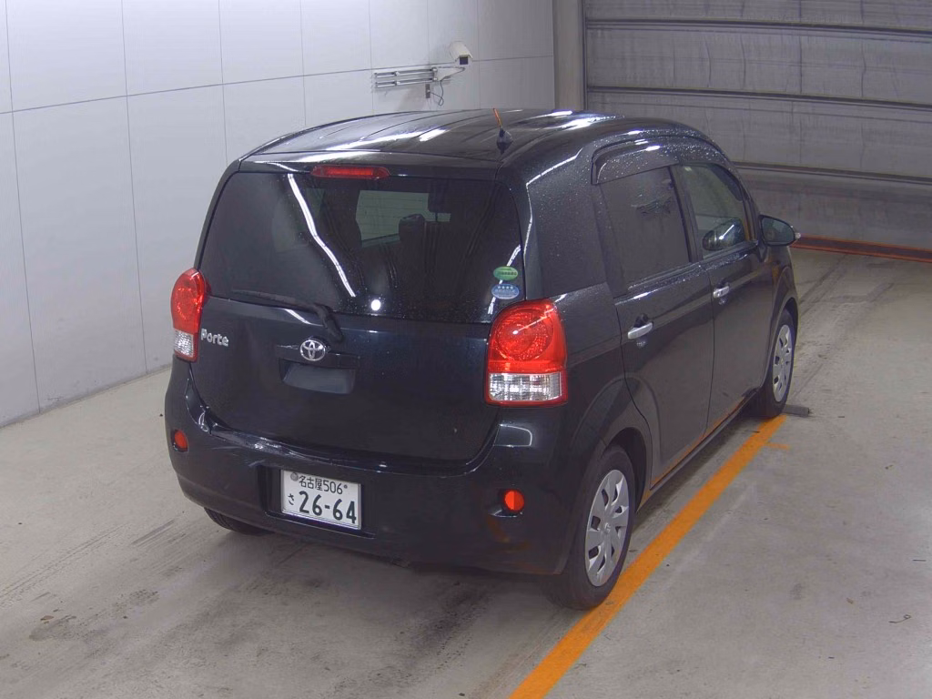 TOYOTA PORTE