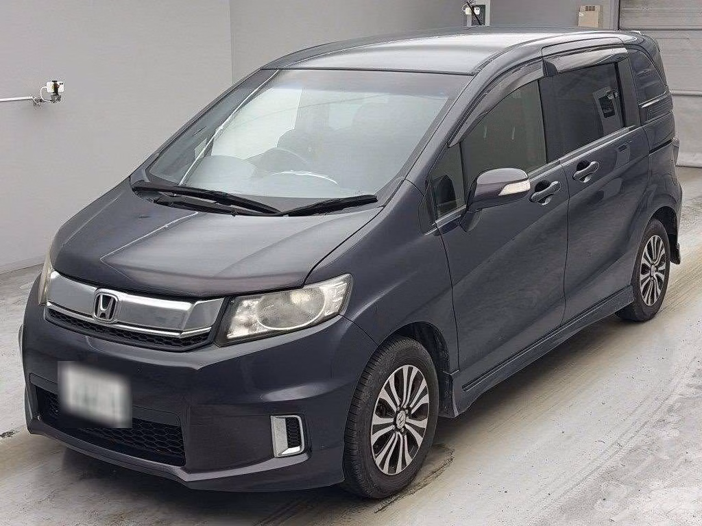 HONDA FREED SPIKE