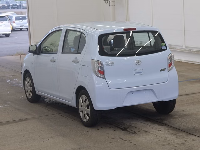 TOYOTA PIXIS EPOCH