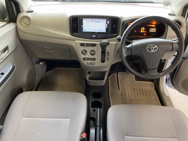 TOYOTA PIXIS EPOCH