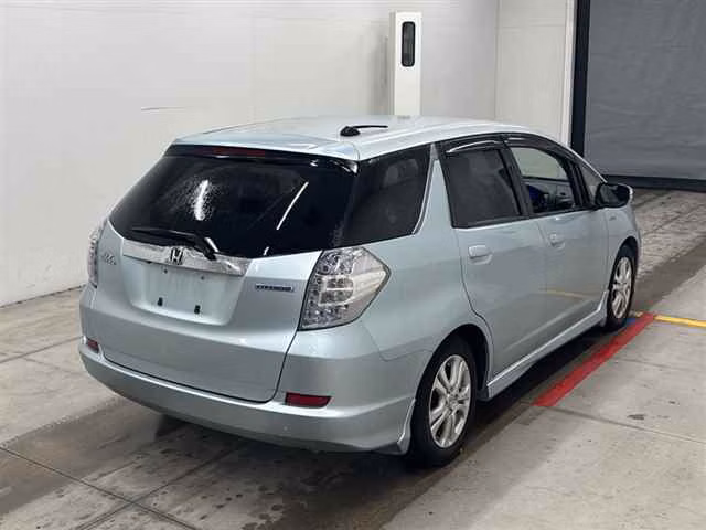 HONDA FIT SHUTTLE