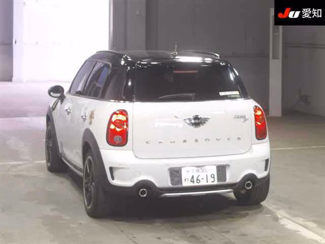 MINI CROSSOVER