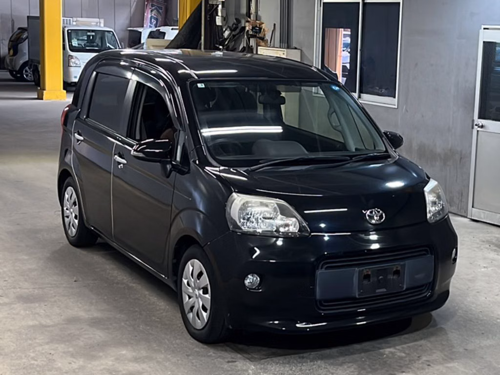 TOYOTA PORTE