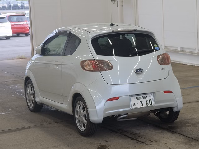 Subaru R1