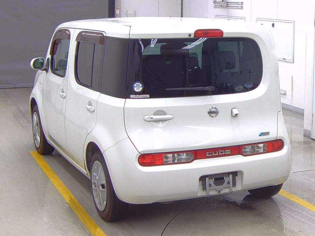 NISSAN CUBE