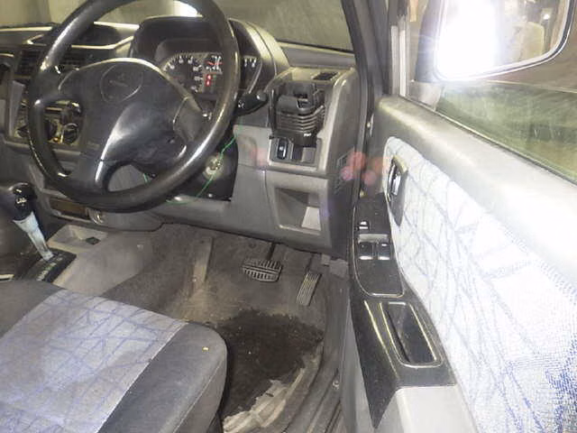 Mitsubishi Pajero Mini