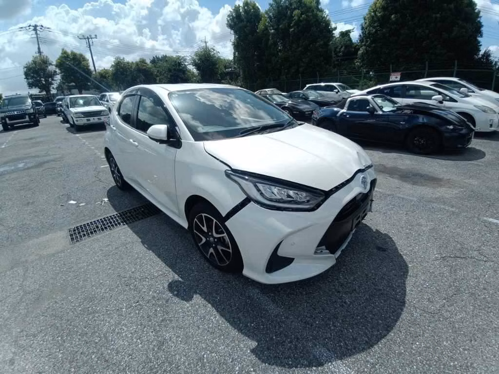 TOYOTA YARIS