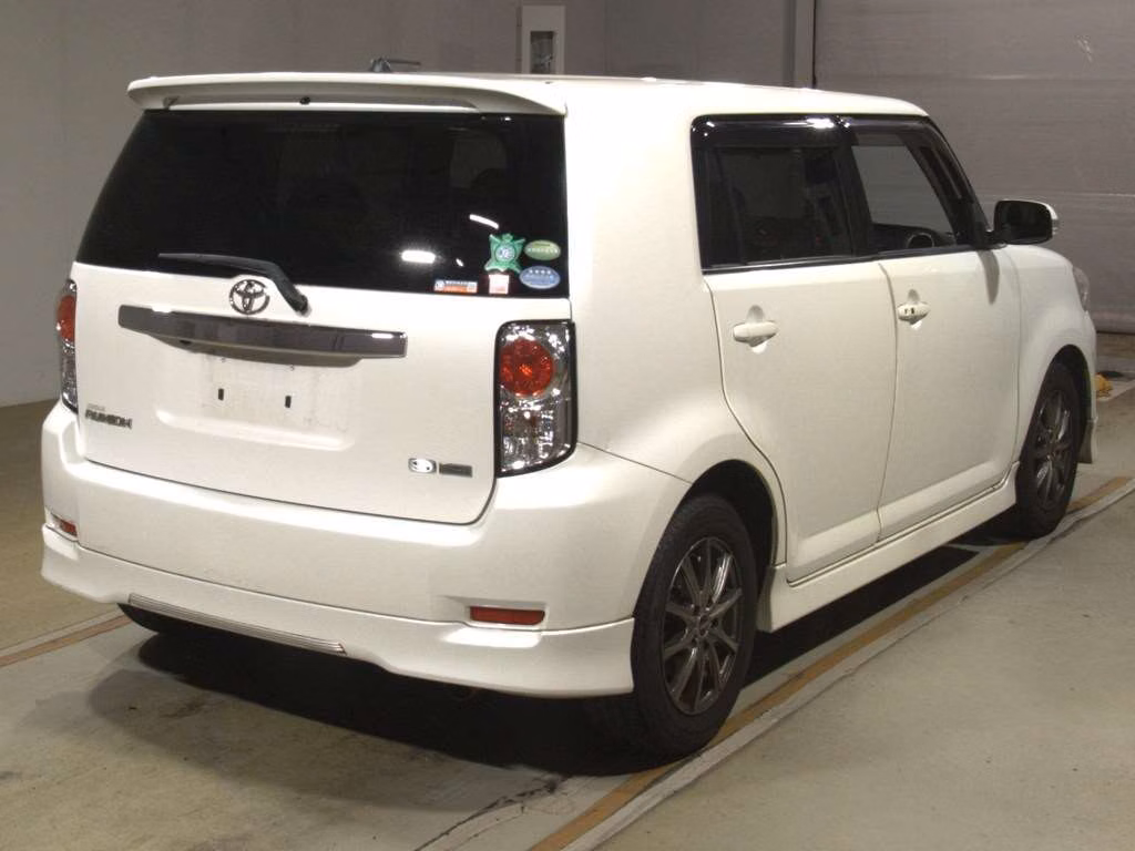 Toyota Corolla Rumion