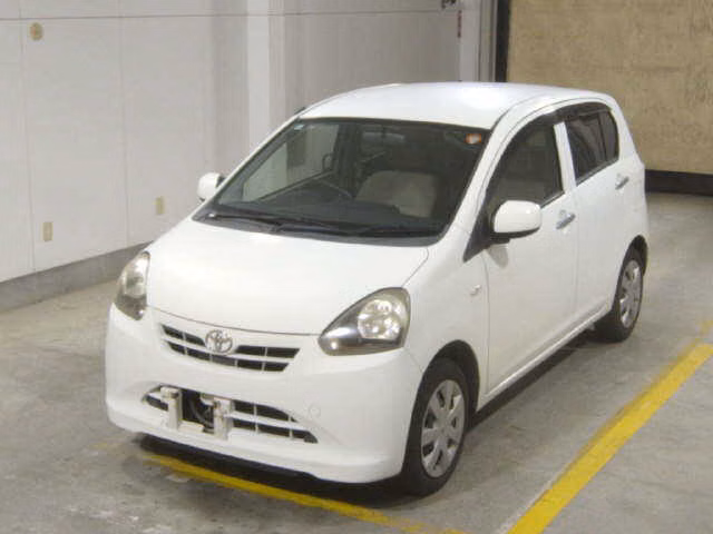 TOYOTA PIXIS EPOCH