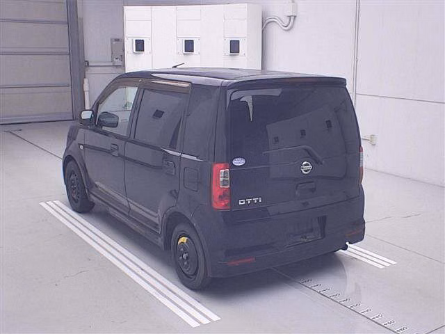 Nissan Otti