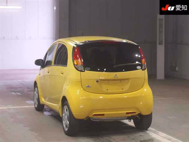 MITSUBISHI I