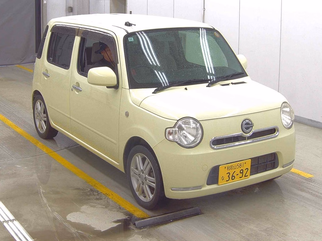 DAIHATSU MIRA COCOA