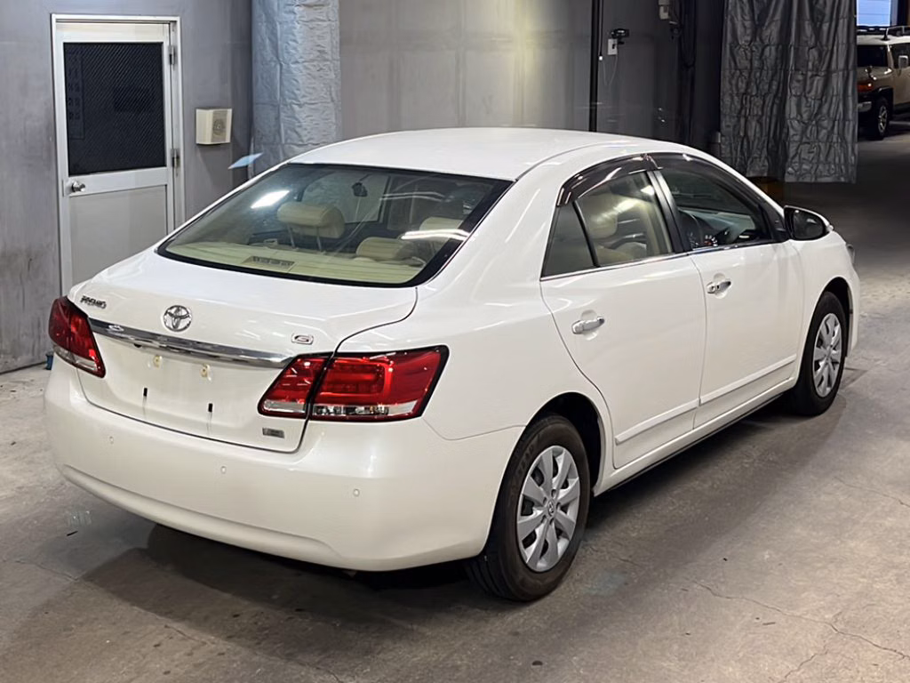 Toyota Premio