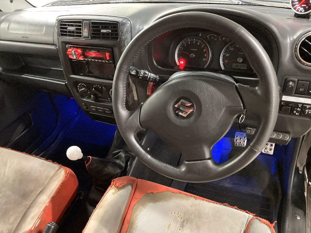 SUZUKI JIMNY