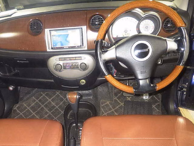 DAIHATSU MIRA GINO