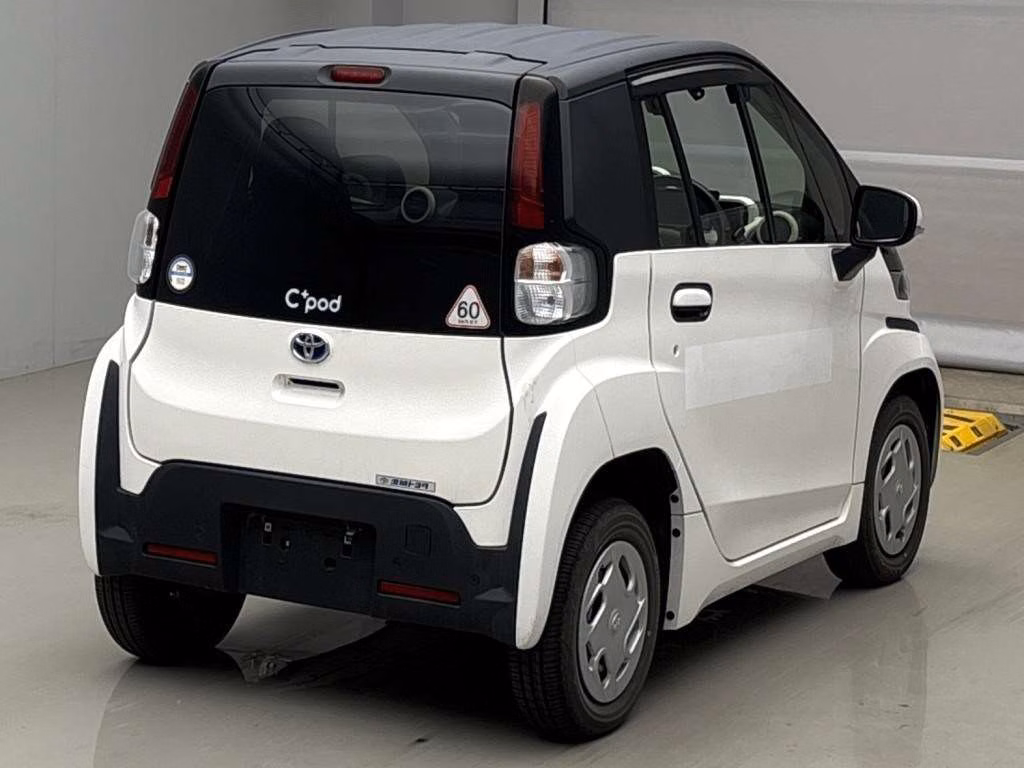 Toyota C+pod