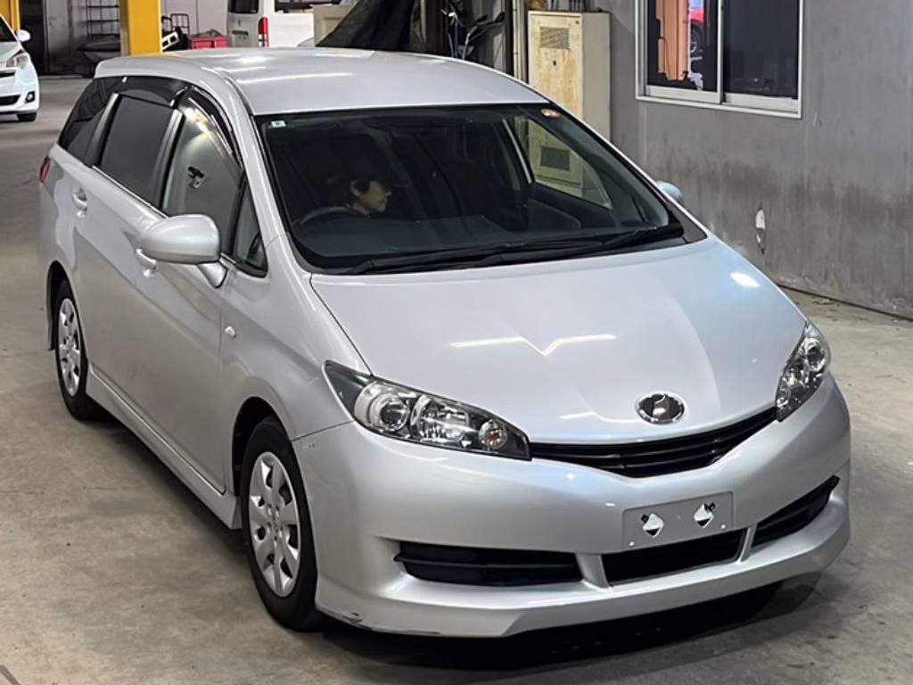 TOYOTA WISH