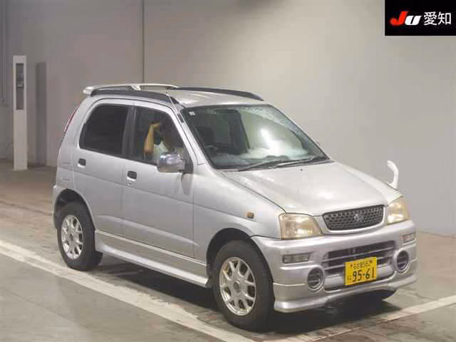 DAIHATSU TERIOS KID