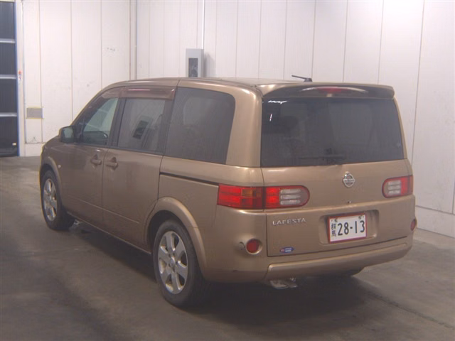 NISSAN LAFESTA