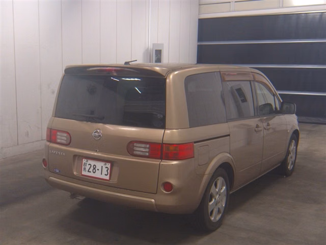 NISSAN LAFESTA