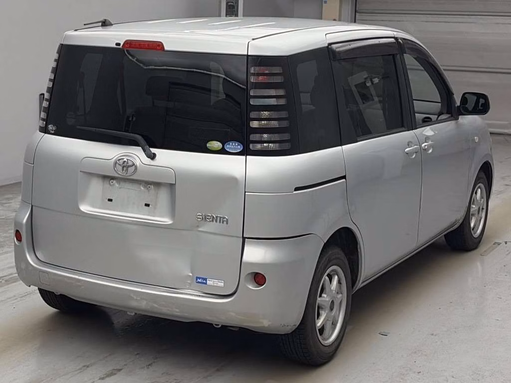 TOYOTA SIENTA