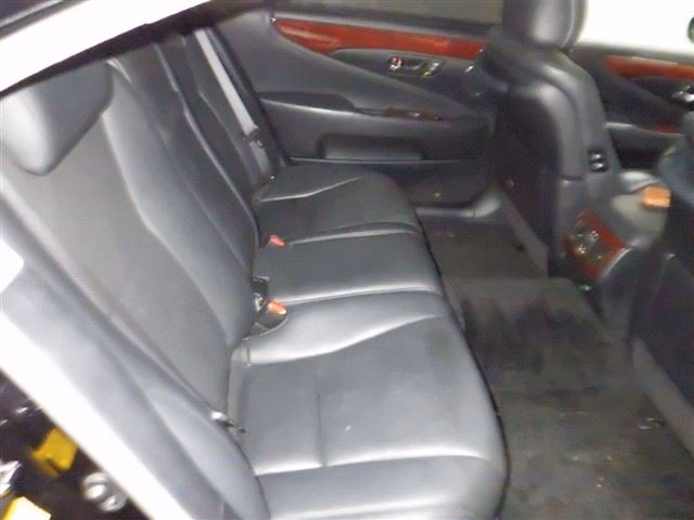 Lexus LS600h