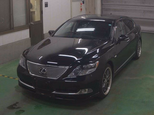 Lexus LS600h