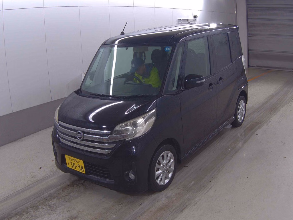 NISSAN DAYZ ROOX