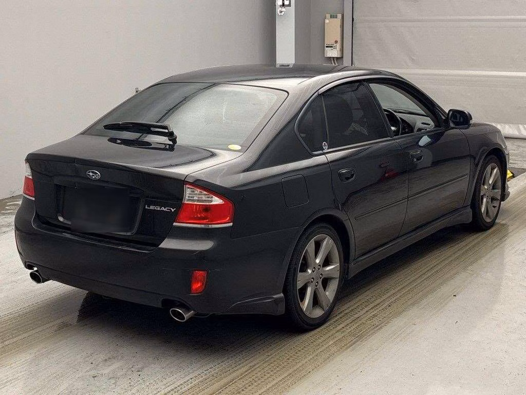 Subaru Legacy B4